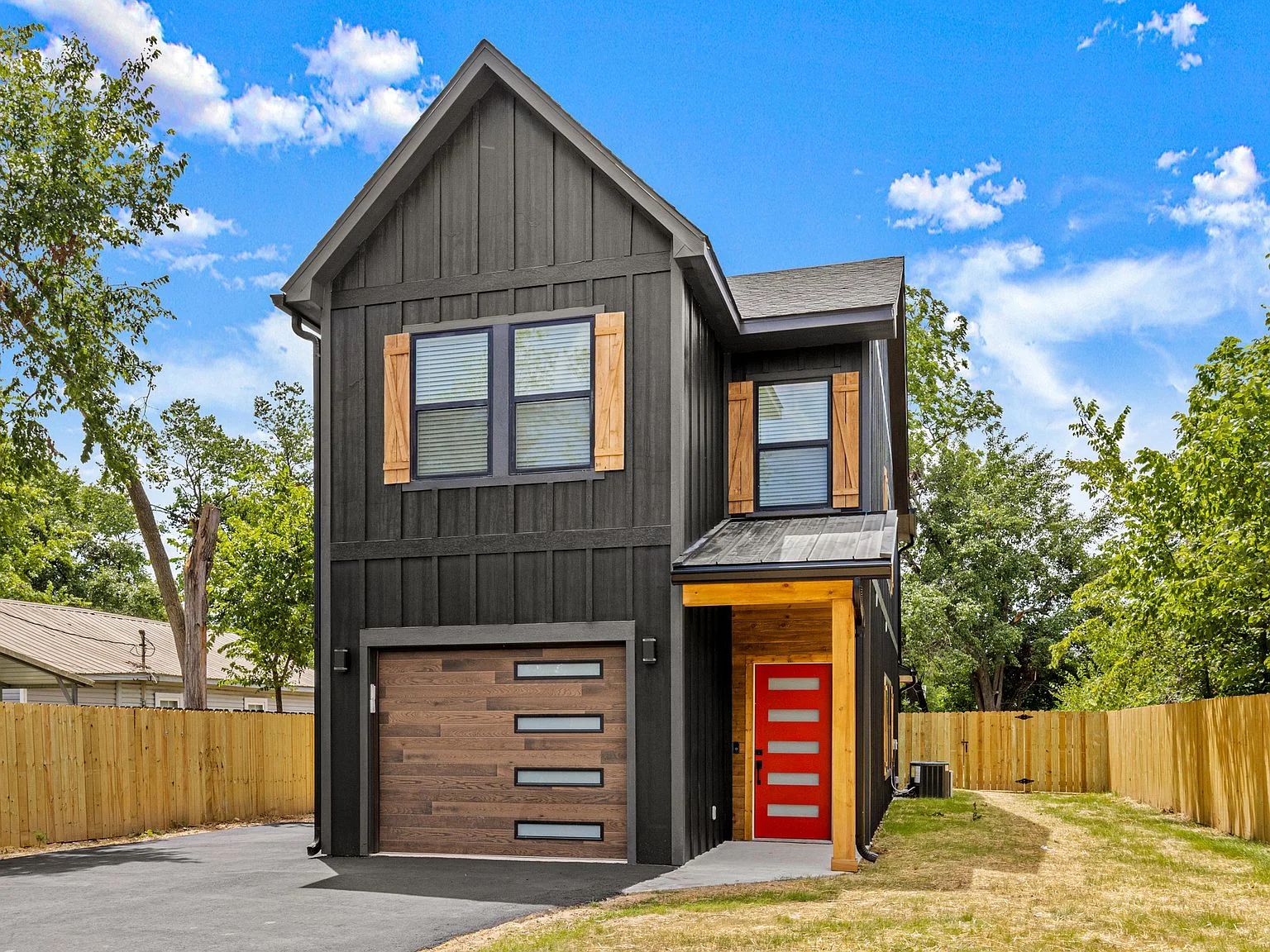 Modern Farmhouse in Rogers in Rogers, AR